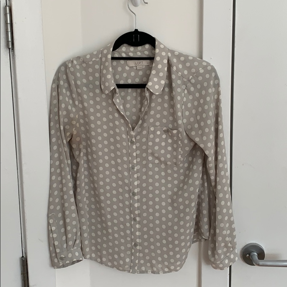 LOFT petites gray polka dot blouse size M